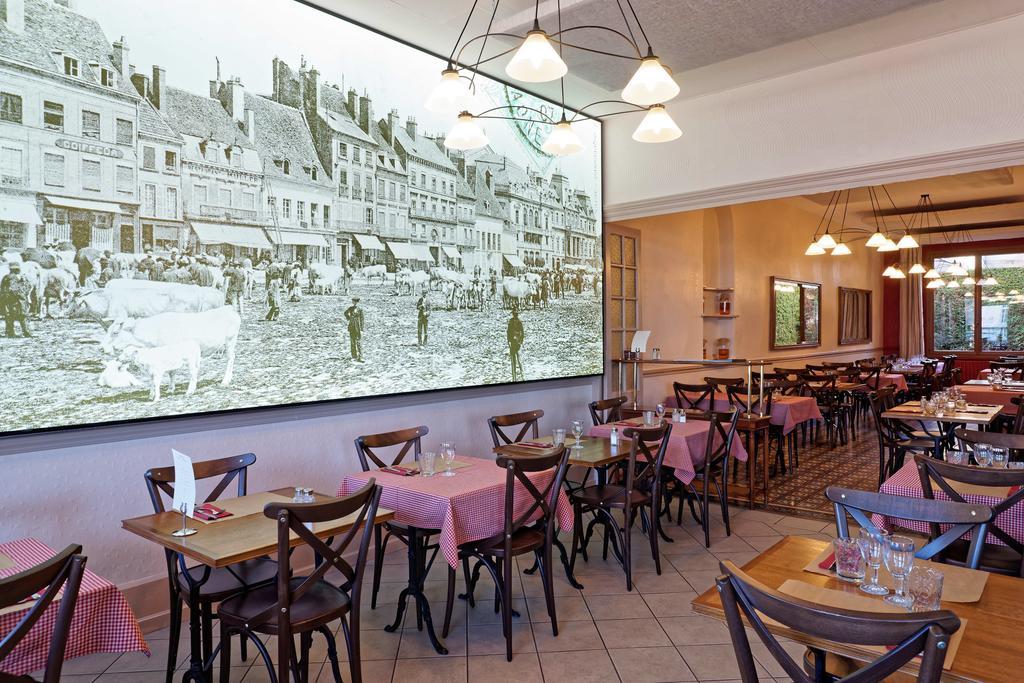Contact Hotel Du Commerce Et Son Restaurant Cote A Cote Autun Exterior foto
